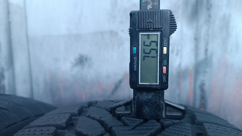 225/55/17 Uniroyal Дот 2423