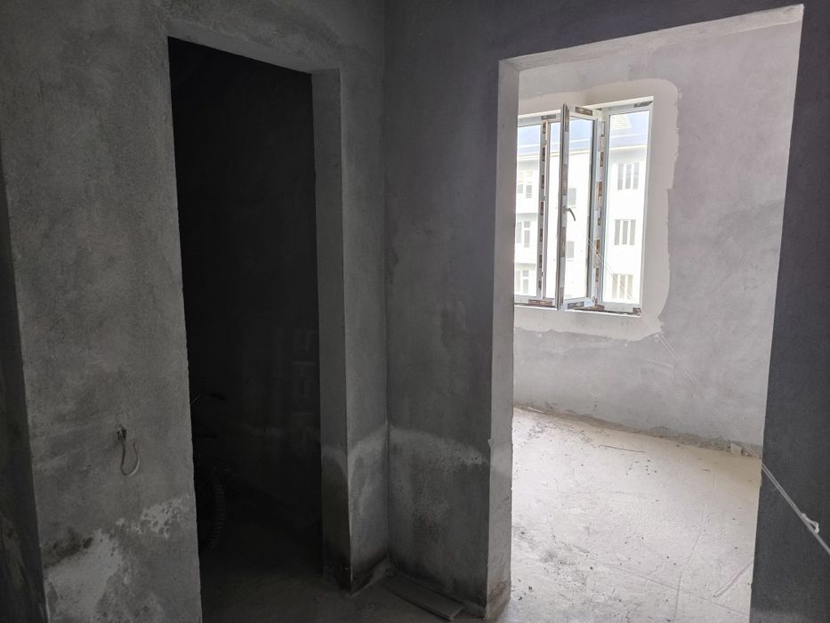 Sharof Rashidov tumani 3 tepa mavzesida davlat xizmatlari uy sotiladi