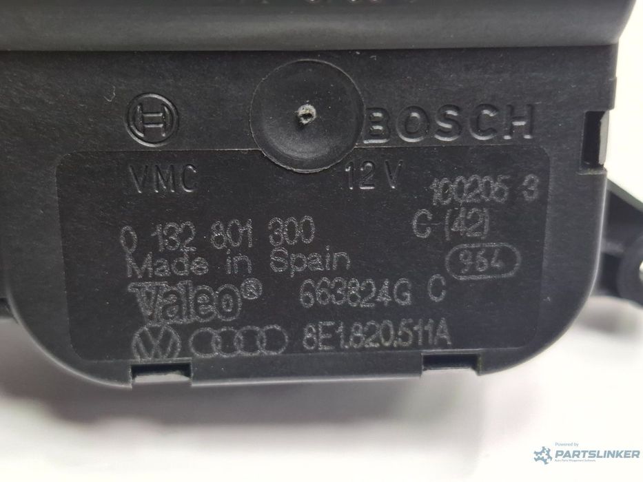 Motoras aeroterma AUDI A4 III Avant 8ED, B7 2004 - 2008 TDI BKE, BRB BOSCH 0132801300 8E1820511A
