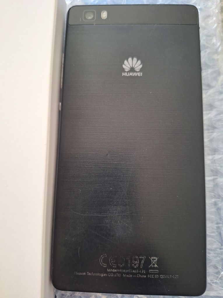 Huawei P8 lite Перфектен