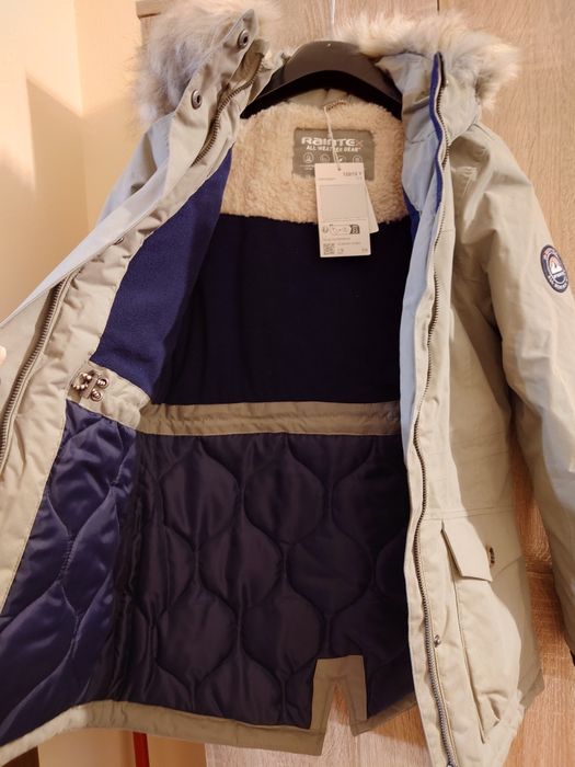 Geaca C&A fete marimea 152