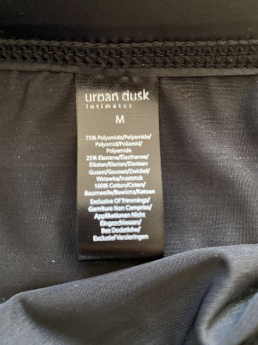 Чисто нов сет черно бельо Urban Dusk S