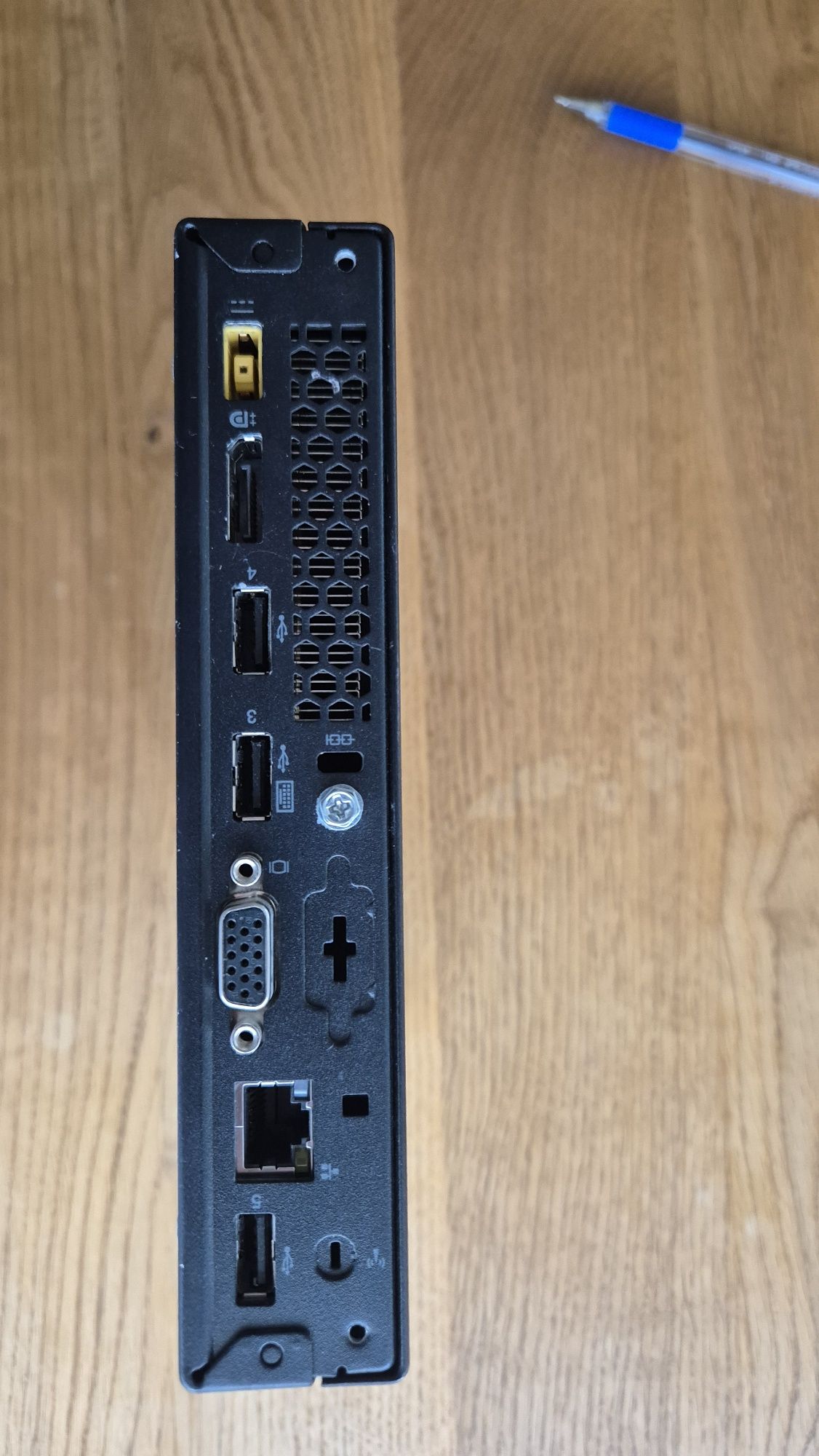 Компютър Lenovo ThinkCentre M73