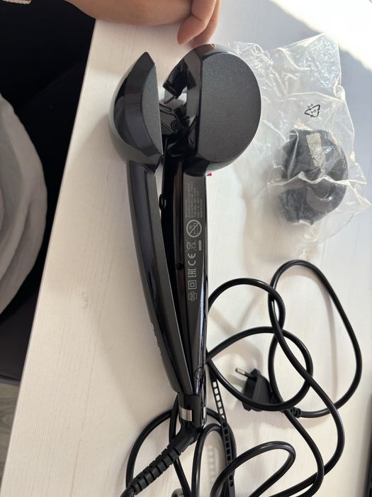 Ondulator par, foarte putin fosit