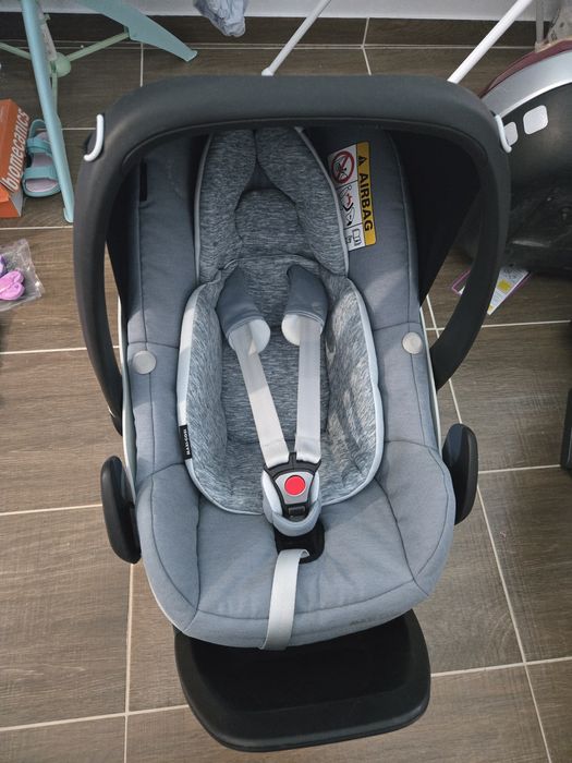Scoica Auto Maxi Cosi Pebble Pro plus baza isofix
