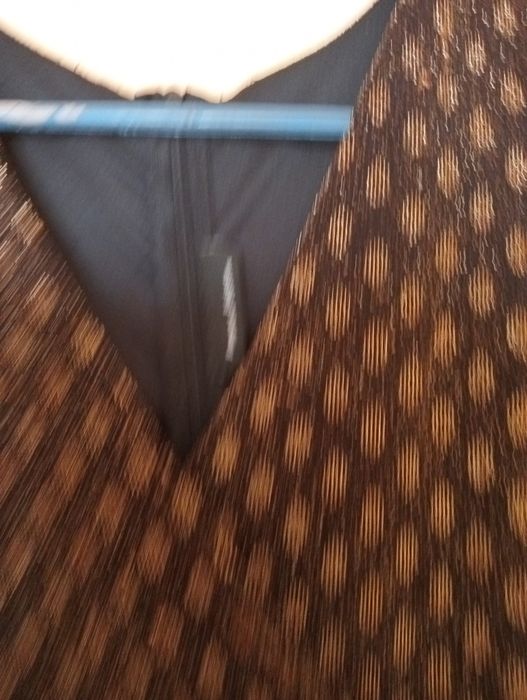 Vând salopeta Ramona Bădescu