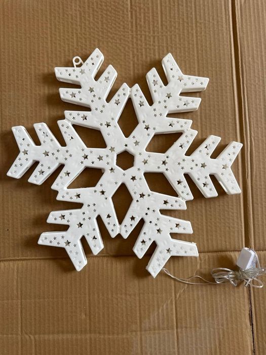 Қор парчалар Снежинка