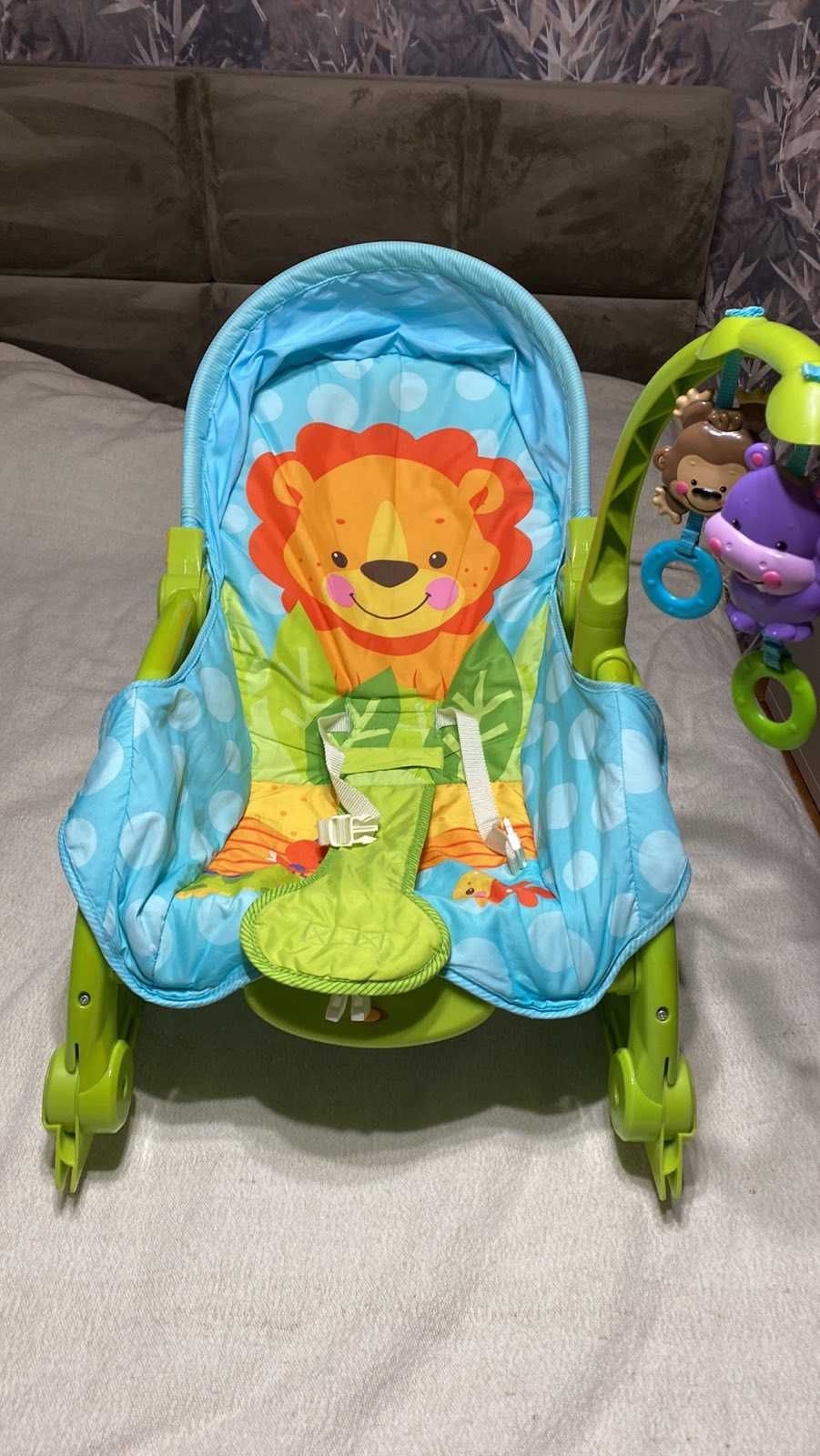 Шезлонг Fisher price