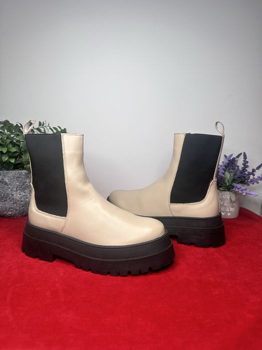 Ghete Chelsea LeGer Joselyn crem/bej și negru marimea 40