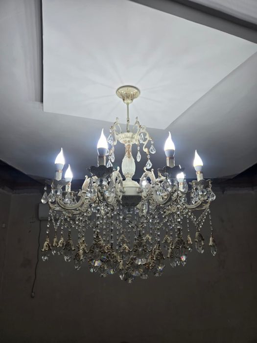 Люстры 3 шт в идеальном состоянии