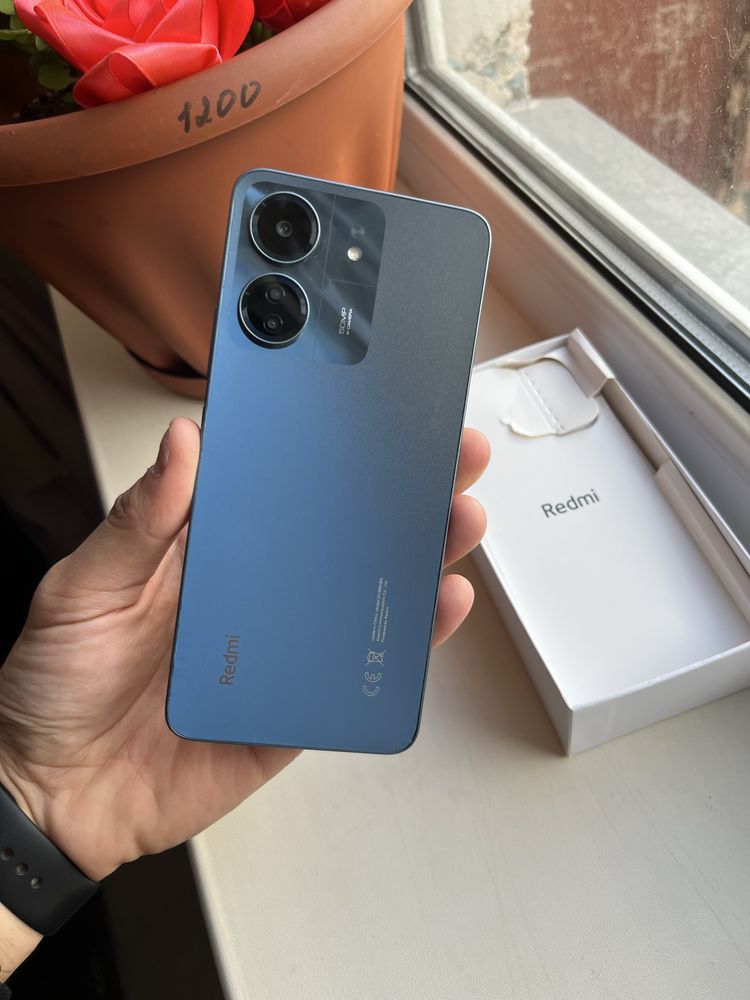 Redmi 13C 8/256g