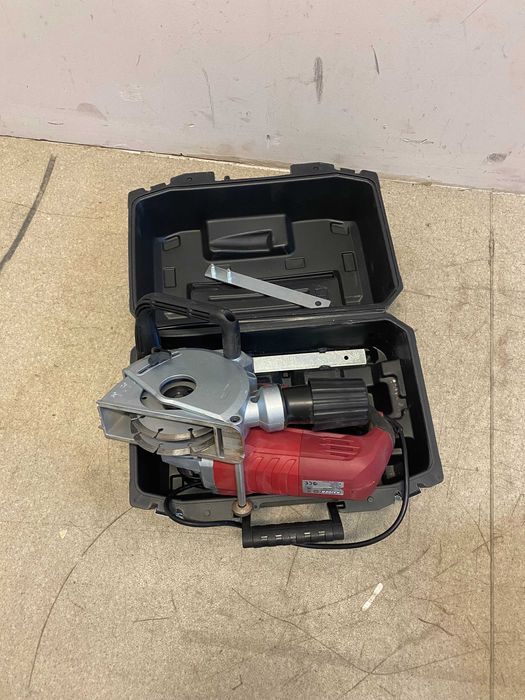 020904	Фреза за канали 1.35kW 125x22.2mm 0-30mm куфар RD-WCH04