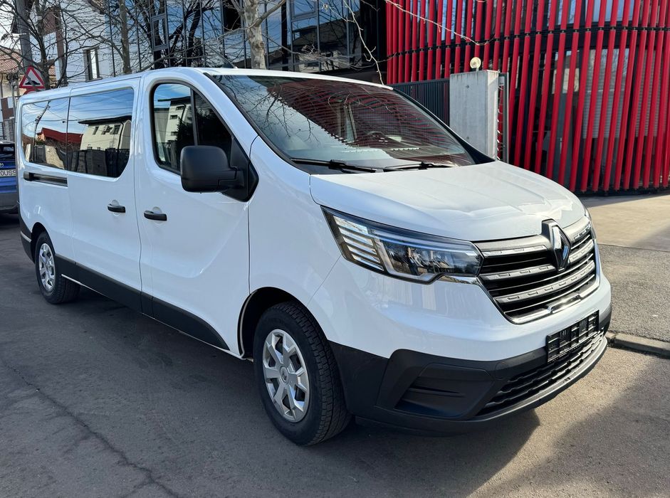 Renault Trafic Unic proprietar/ masina in garantie/varianta lunga