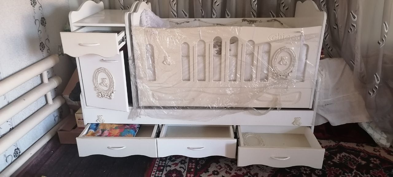 Detskiy kravat xolati yaxw yengide