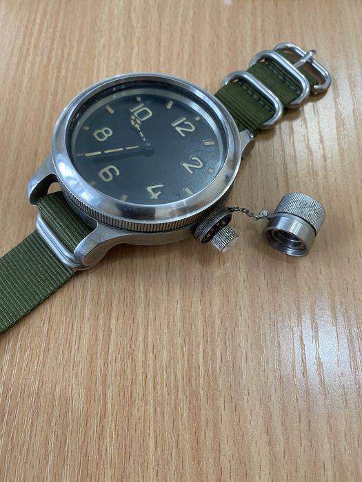 Продаю часы