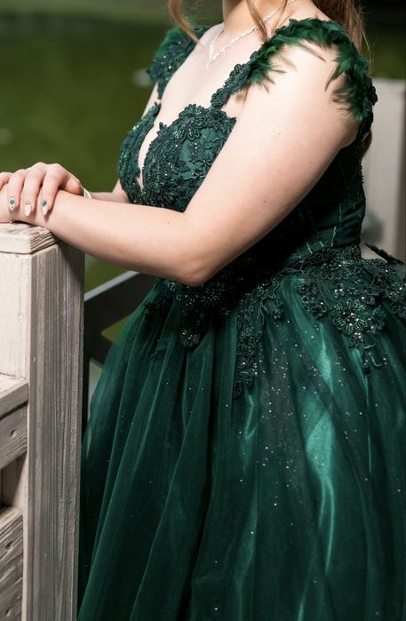 Абитуриентска рокля