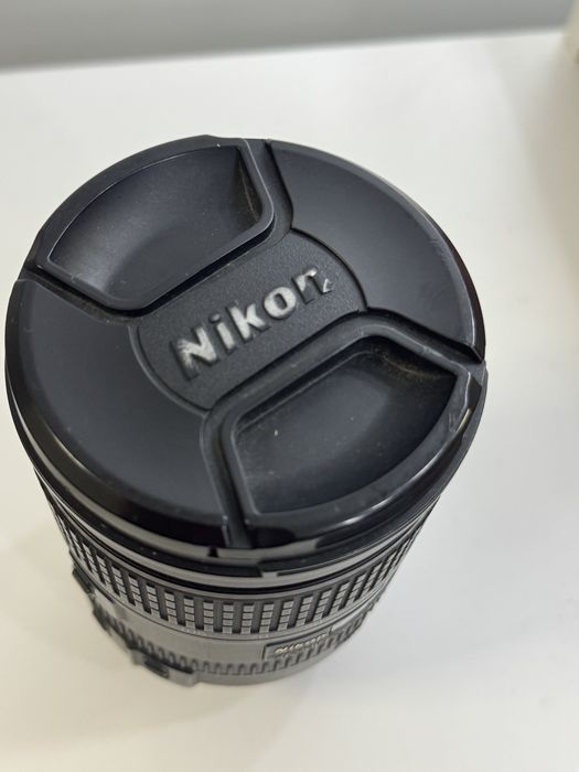 Obiectiv Nikon AF-S DX  18-300mm f/3.5-6.3G ED VR