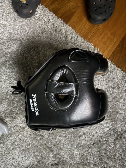 Каска за Бокс Leone