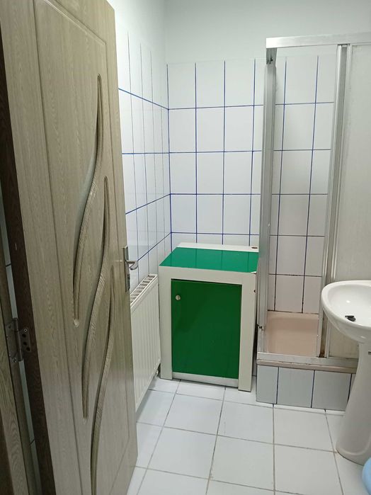 Vand apartament,urgent