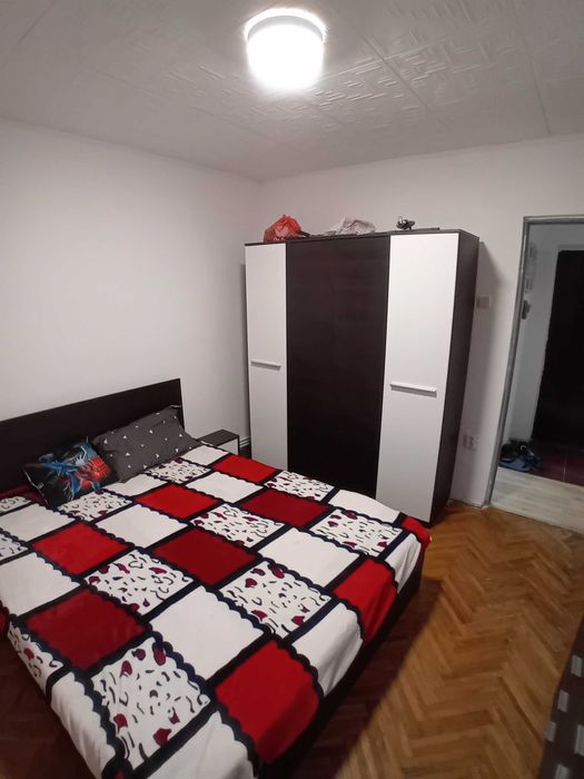 Vand apartament 2 camere