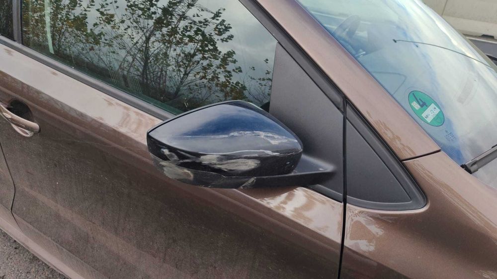 Volkswagen de vânzare usor avariat