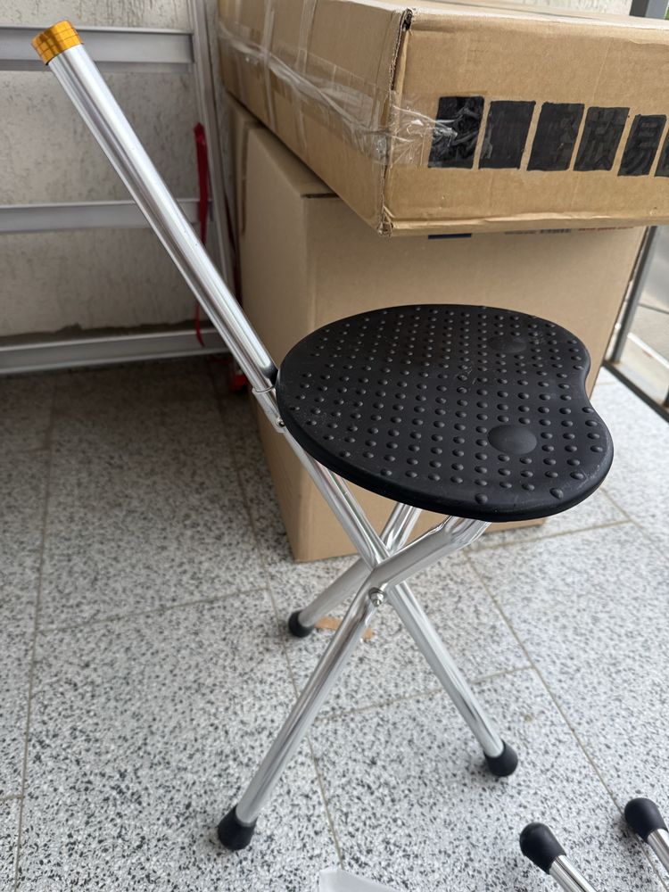 Baston cu scaun pliabil