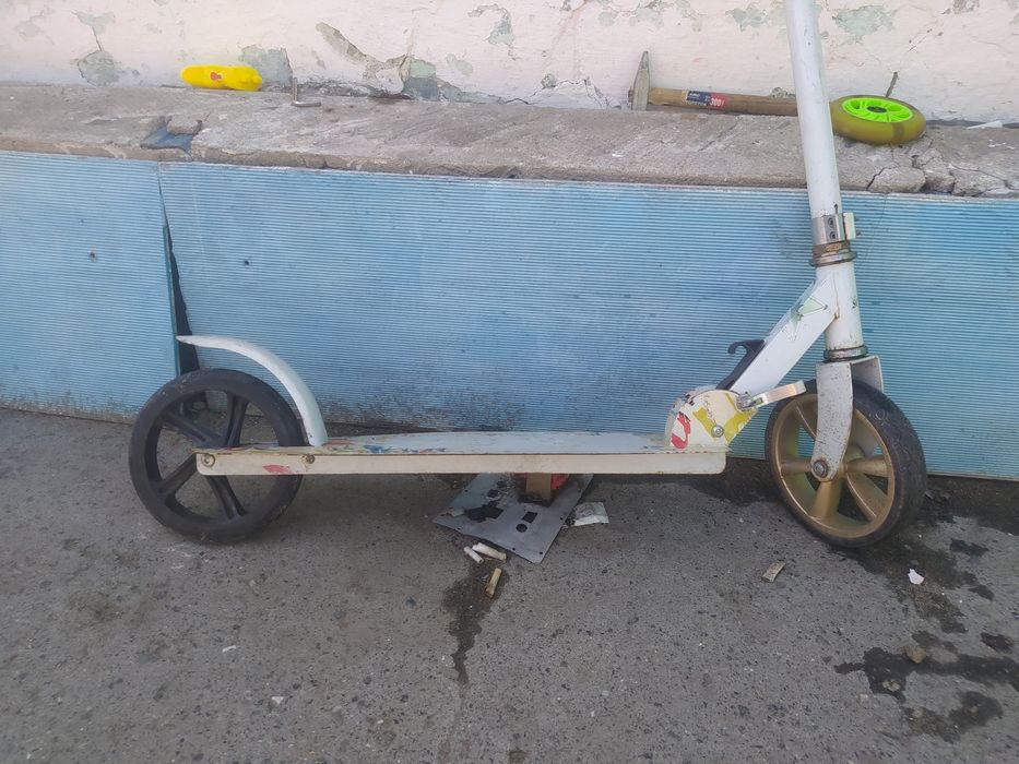 Продам самокат детский