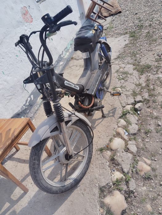 Vând moped frist bike 50cc și bicicleta mtb rok rider