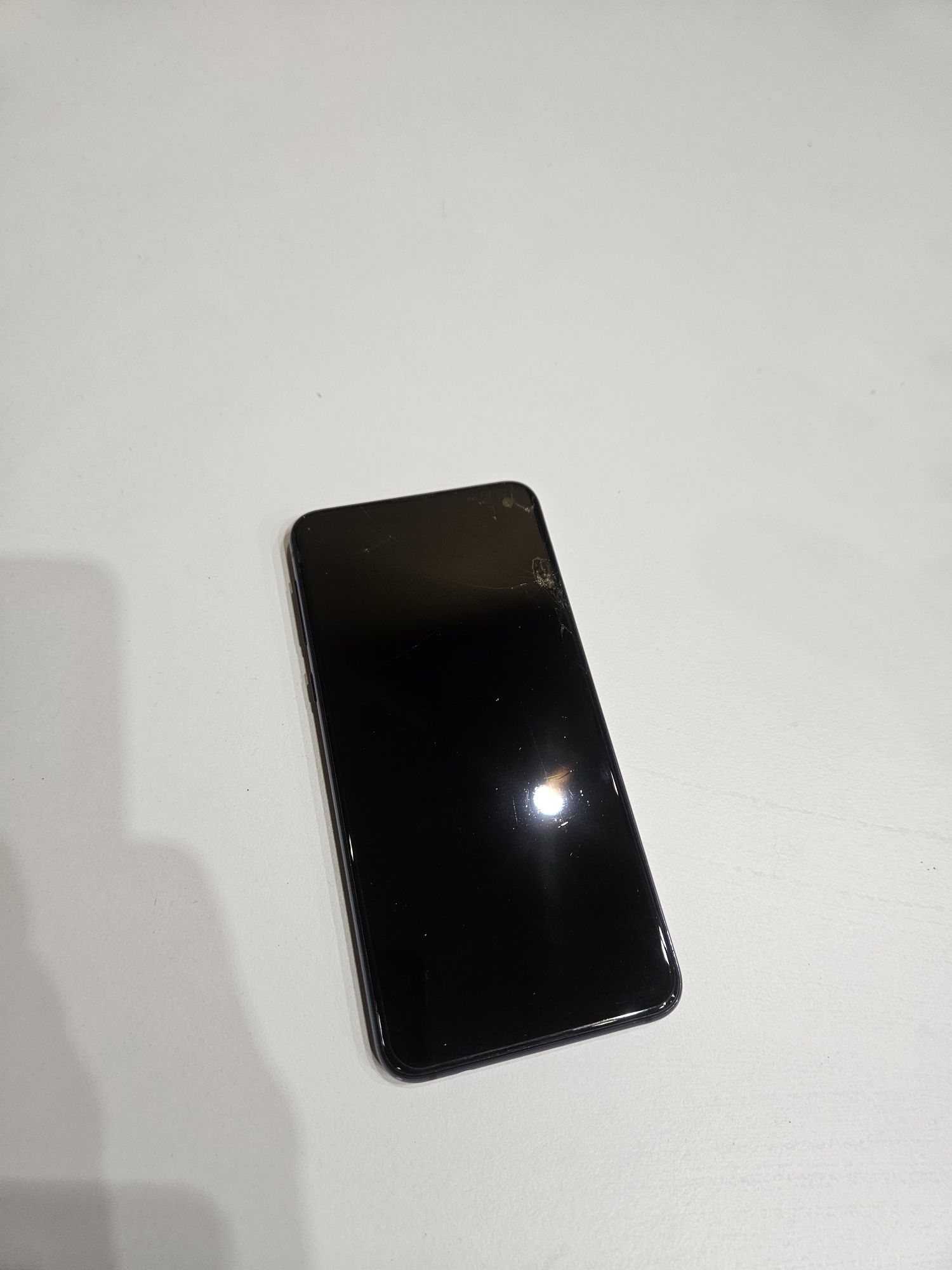Samsung galaxy s10e duo 128гб