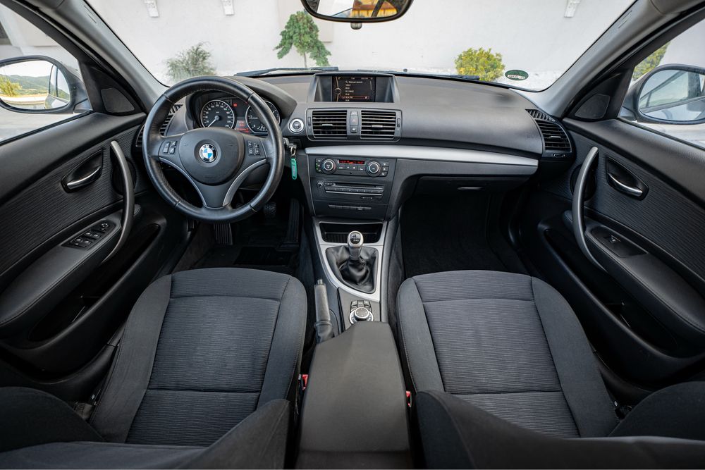 Bmw Seria 1 *Rate* 116 Diesel 2011 Euro 5 *Garantie 12 Luni*