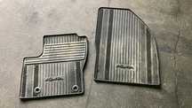 Presuri covorase cauciuc Ford kuga 1 I mk 1 2008 - 2012  
Fata
