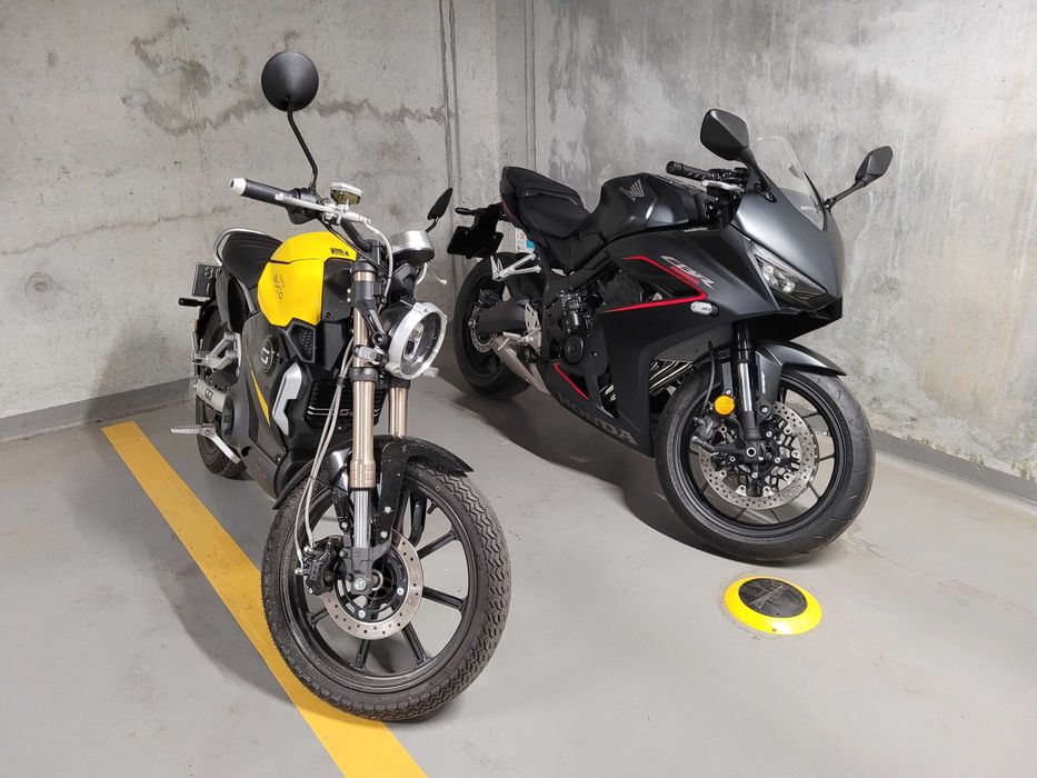 Motocicletă electrică Super Soco TC Max – 800 km, ca nouă, în garanție