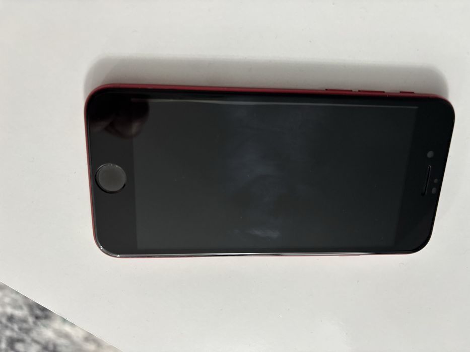 Продавам Iphone SE 2020 128 GB