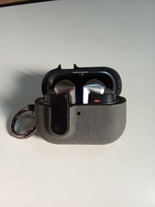 Samsung galaxy buds 3 pro в отличном состоянии