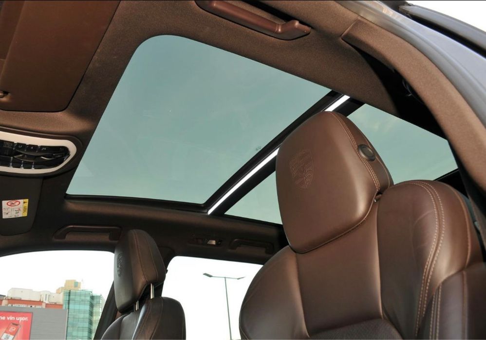 Porsche Cayenne 262 CP