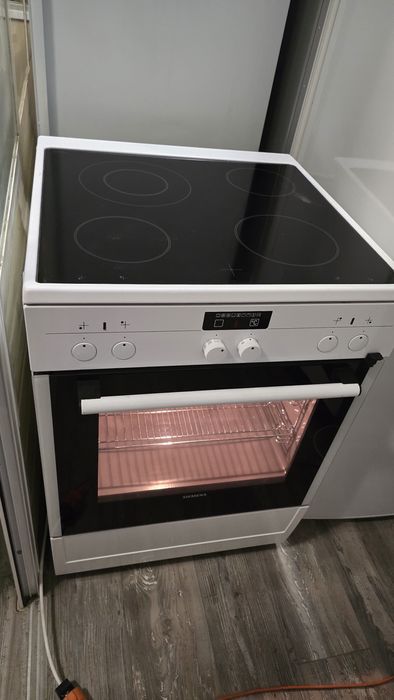 Печка Siemens 60см