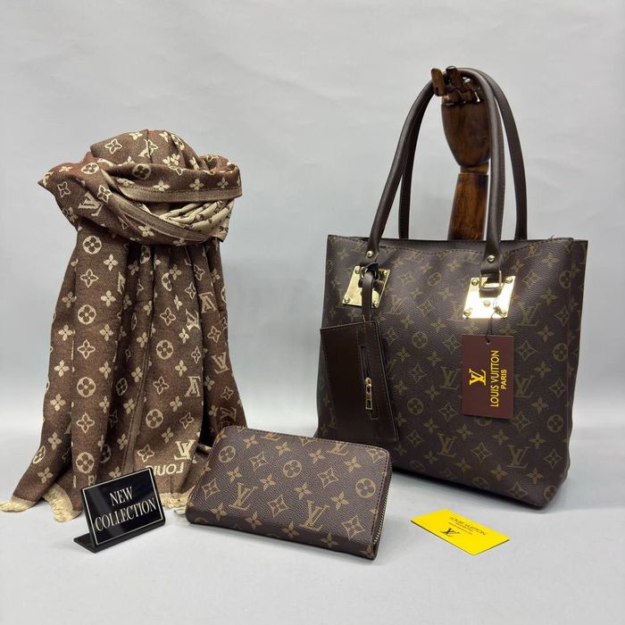 Set poșete +eșarfă +portofel