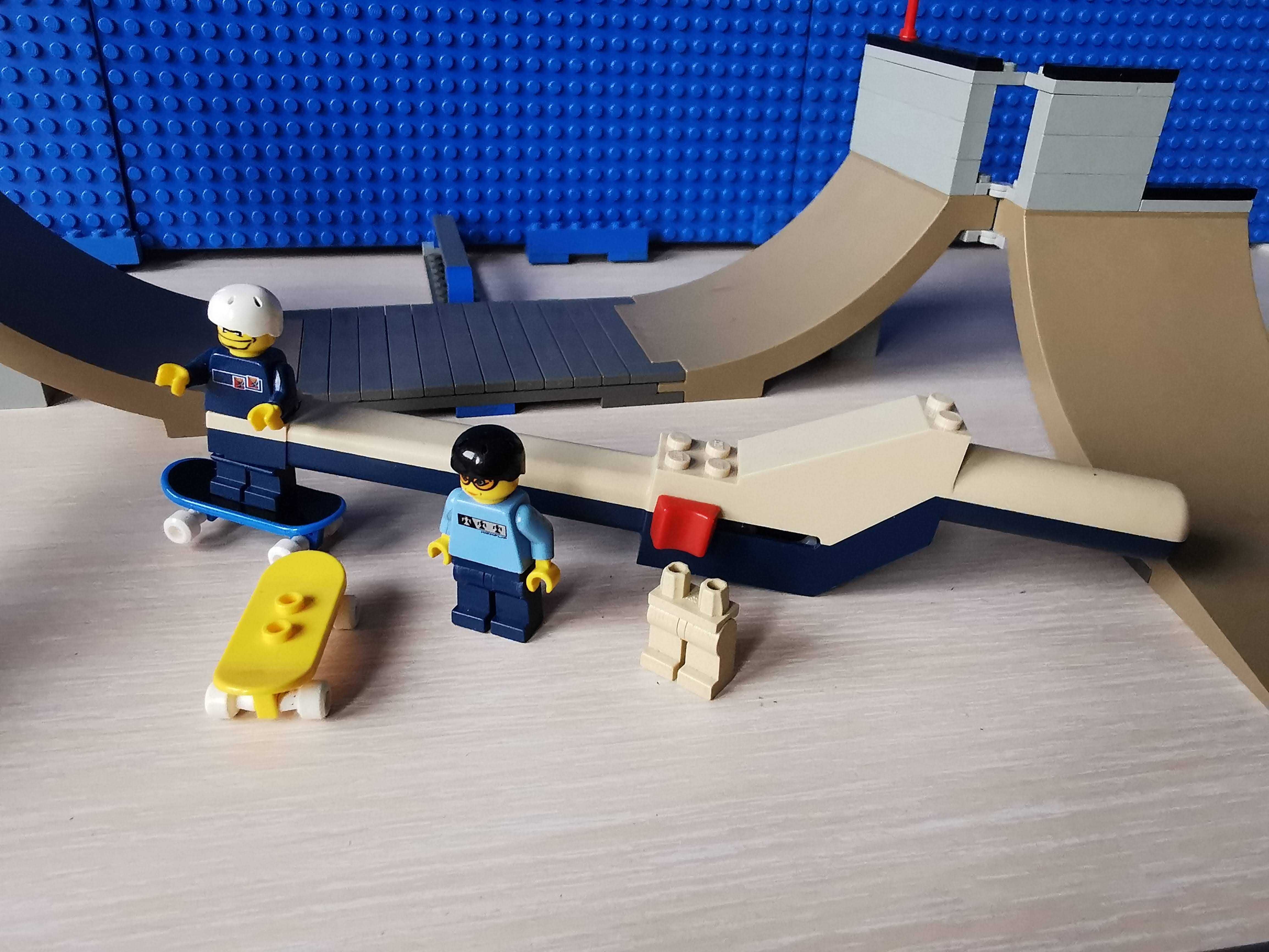 LEGO 3537 - [Sports] Gravity Games | Skateboard Vert Park Challenge