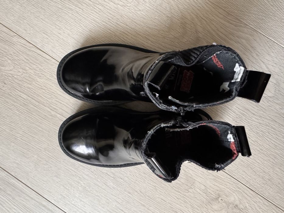 Детски лачени боти - 29 номер