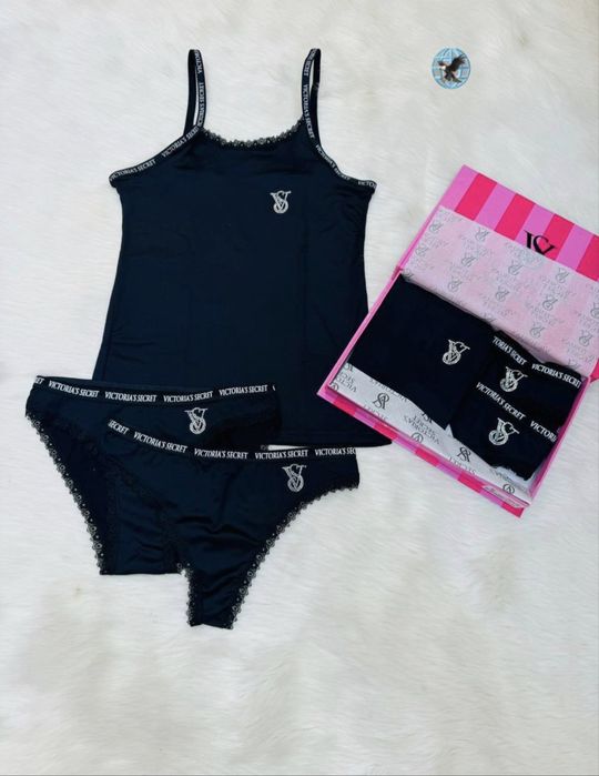 Set lenjerie intima pentru ea ,cadoul perfect