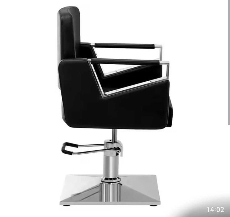 Scaune profesionale de coafor