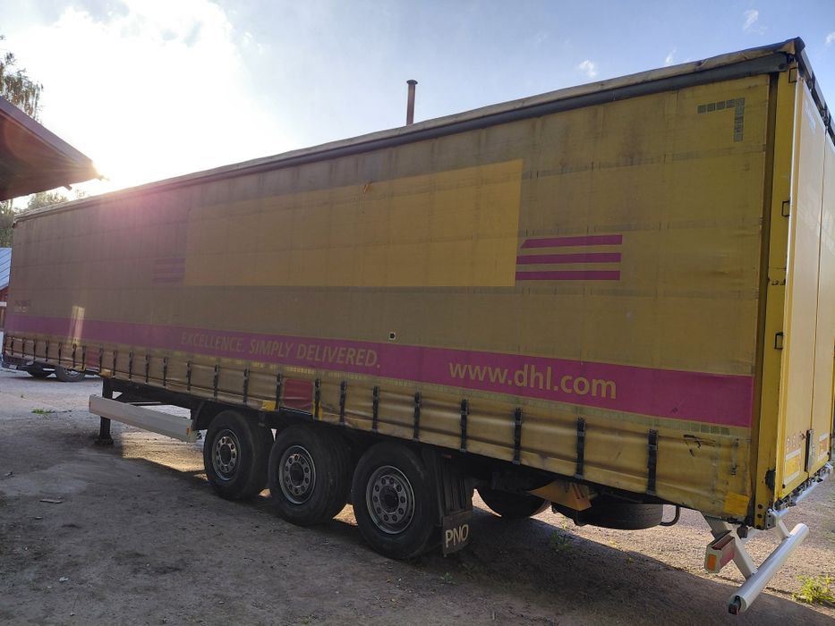 Semiremorca Krone SD