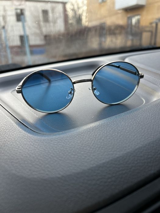 Солнцезащитные очки