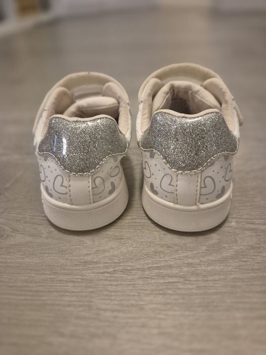 Adidasi Geox, marimea 24