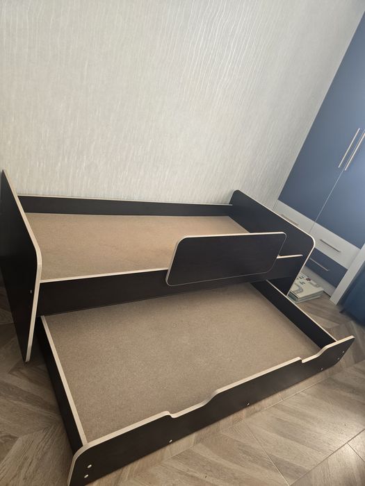 Кровать двухъярусная продаётся