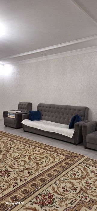 Аренда. Метро Новза. Банковский Дом с ремонтом.