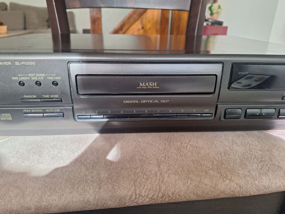 СD плеар Technics SL-PG590