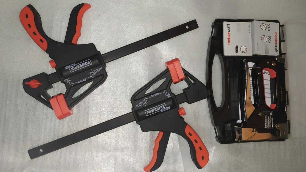 НОВ Метален куфар Mannesmann с НЕПОЛЗВАНИ инструменти,108 части.