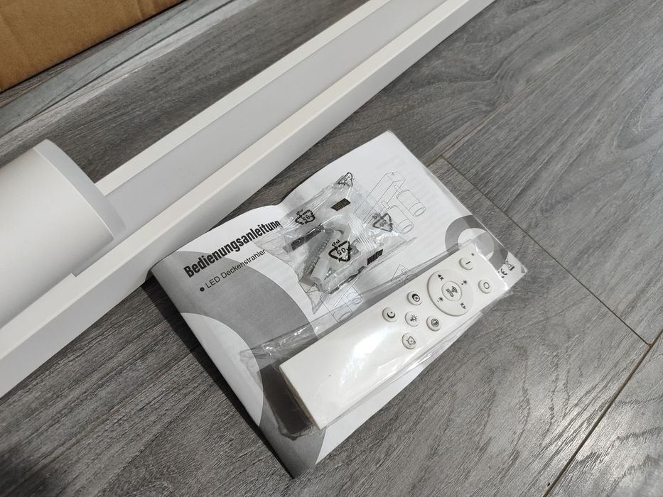 ПРОМО ! Луксозна LED таванна лампа / 4 пламъка !