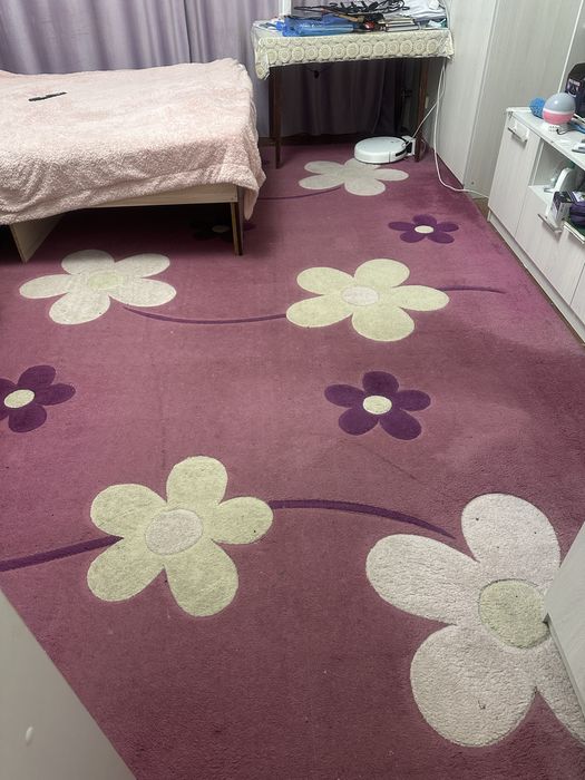 Срочно, продам ковер 2,5*4м.